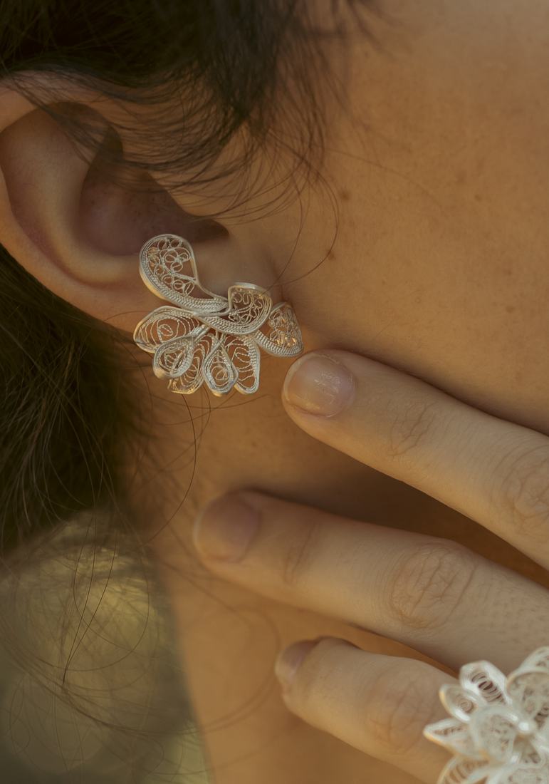 Ring of Birth of Chrysanthemum — Ignis Jewellery