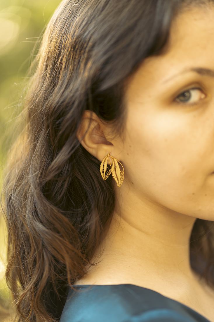 Brincos Folhagem Dourada — Ignis Jewellery