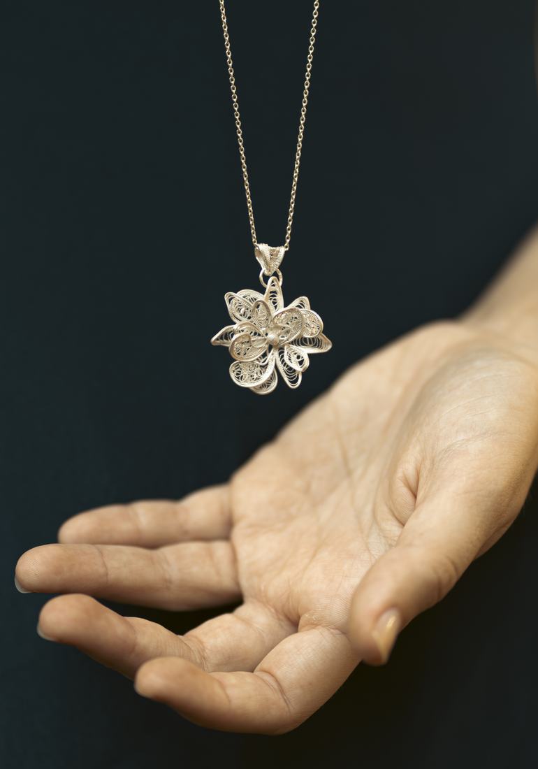 Metamorphoses of Chrysanthemums — Pendant — Ignis Jewellery